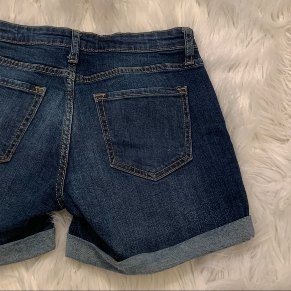 Gap Sexy Boyfriend Short Cuffed Dark Wash - Picture 8 of 8
